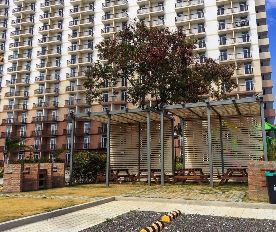 Saekyung Condominium Lapu-Lapu City Eksteriør bilde